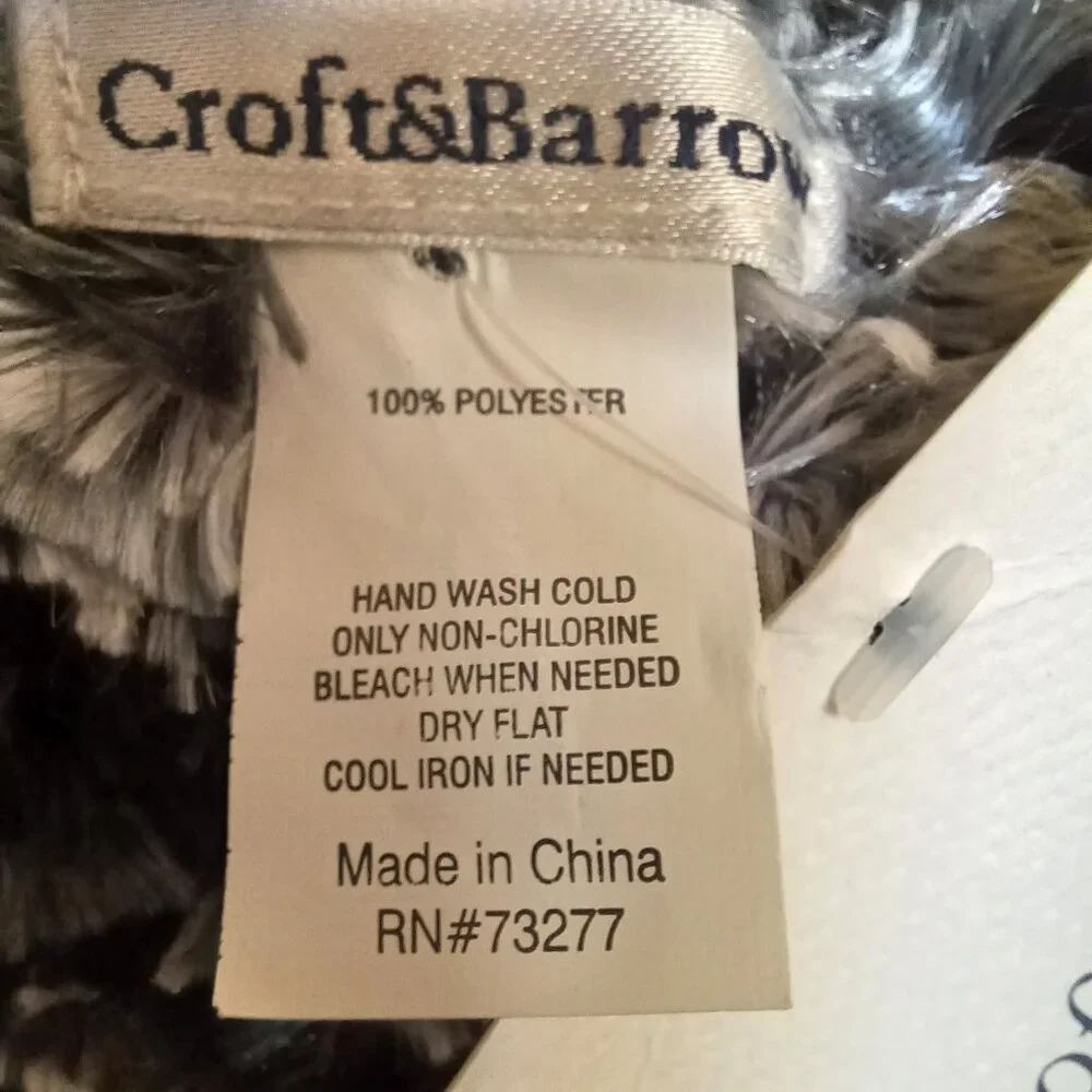3/$25 SALE Croft & Barrow Long Chenille Scarf Fringe Black White Silver, 75